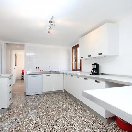 سيتي ريالتو شقة *