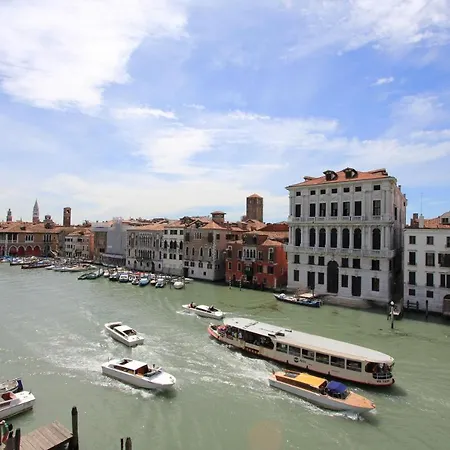 Rialto Apartment Venice