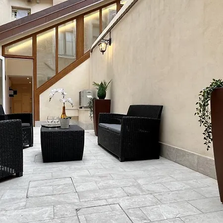 شقة سيتي ريالتو *