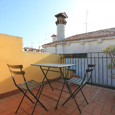 Rialto Apartment *