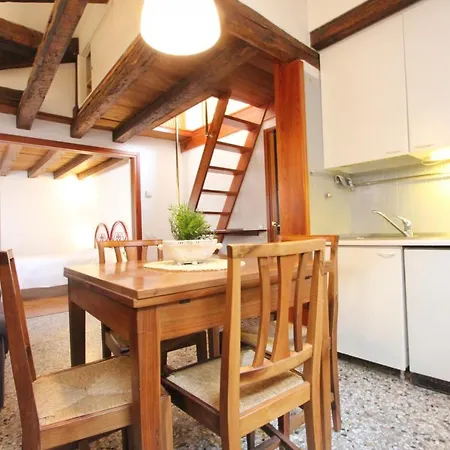 Rialto Apartment Venice
