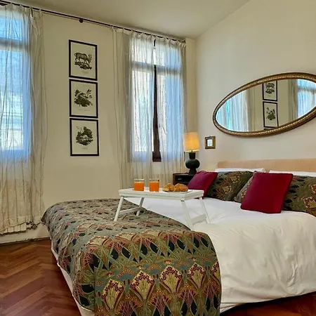 Rialto Apartment
