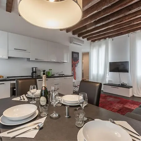 شقة سيتي ريالتو *