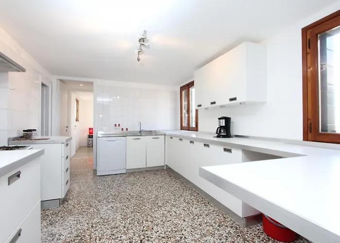 里亚托城市公寓 公寓 *