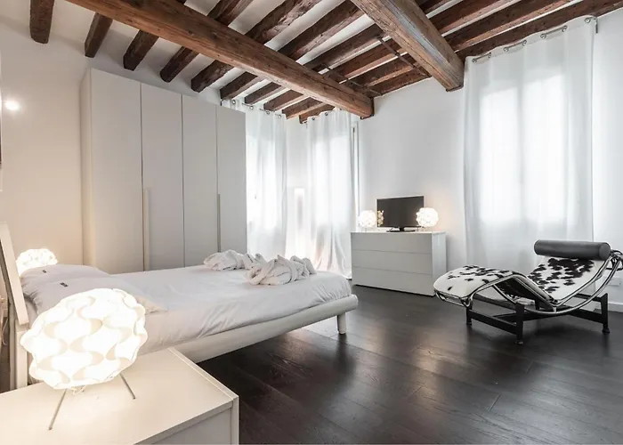 里亚托城市公寓